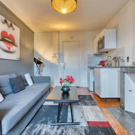 Le French Kiss F2 Renove Hyper-centre De * Ρουέν