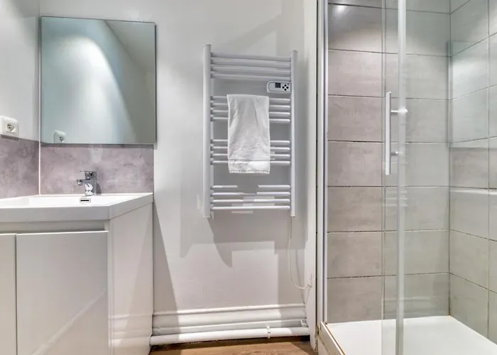 Le French Kiss F2 Renove Hyper-centre De Apartment