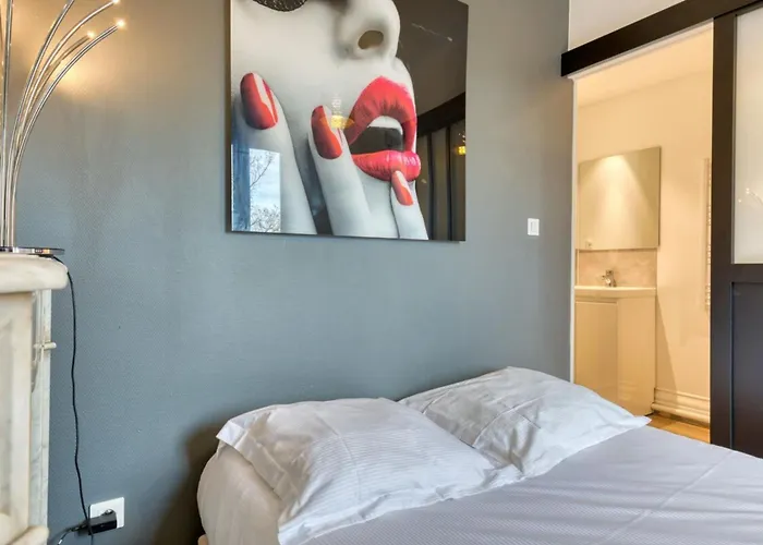 Le French Kiss F2 Renove Hyper-centre De Apartment